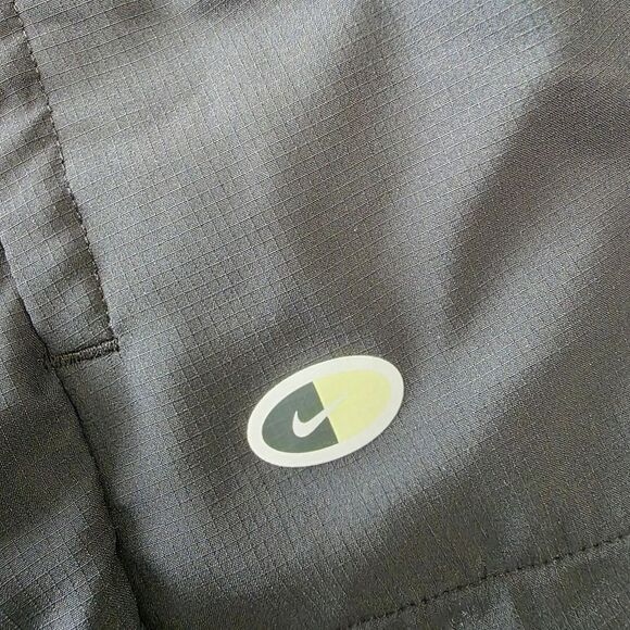 Nike Stride Dri-FIT 5" Lined Running Shorts Men's Small S Black Volt HF4562-010 - Picture 2 of 12